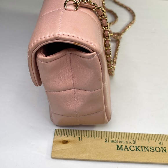 CHANEL Rare Pink Lambskin Single Flap Crossbody - Picture 9 of 16
